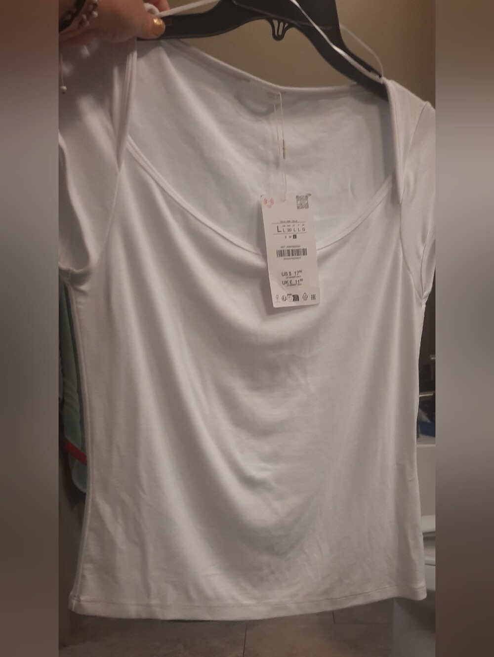 Zara White Women's Scoop Neck Tank Top